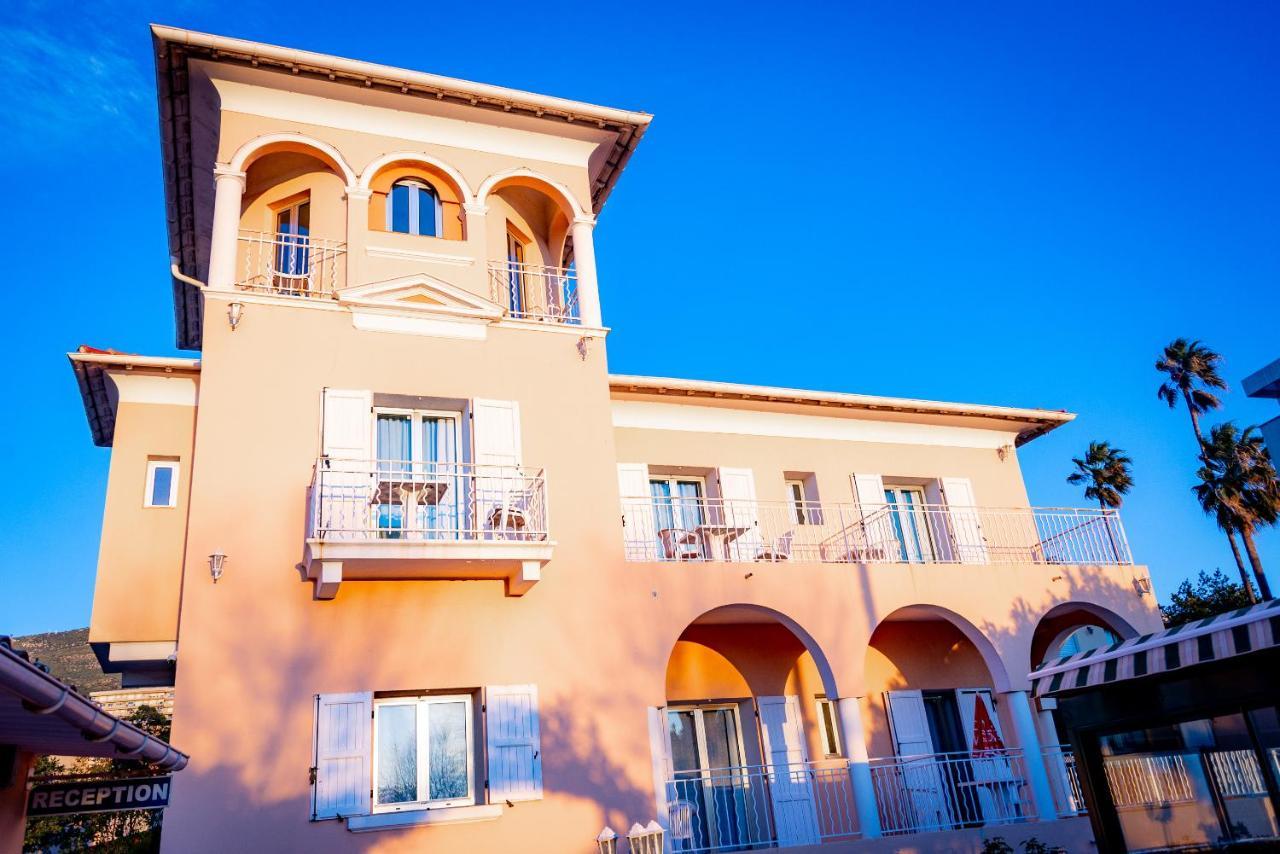 Hotel Et Appartements Reine D'Azur Roquebrune-Cap-Martin Bagian luar foto